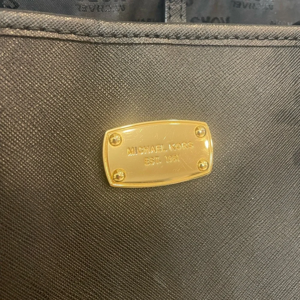 Michael Kors Black Shoulder Bag - Picture 4 of 6